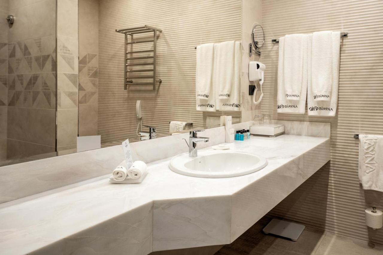 Sphera By Stellar Hotels, Erévan Extérieur photo